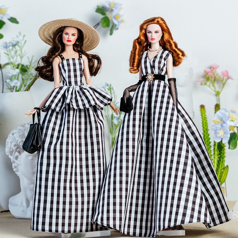 Vintage Collectibles Toys - Costume de vêtements de poupée de