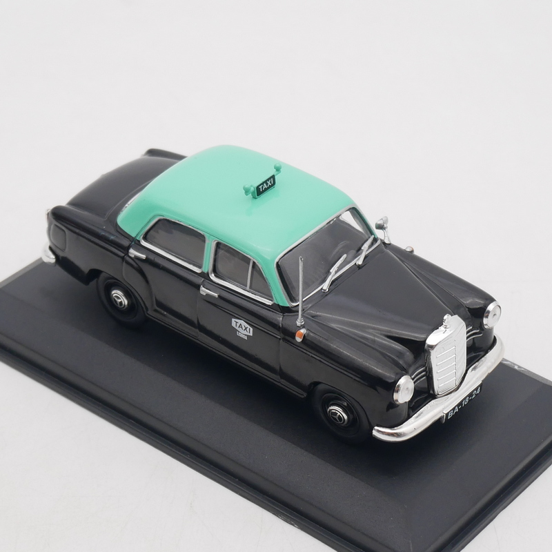 IXO Modèle de voiture classiqu - Vintage Collectibles Toys avis et prix